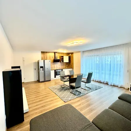 Valentin Homes Dezent In Apartment