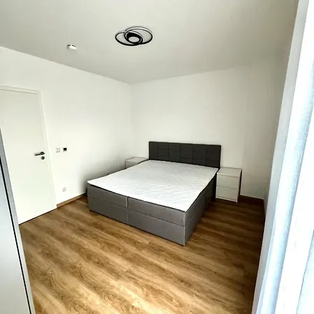 Valentin Homes Dezent In Apartmán